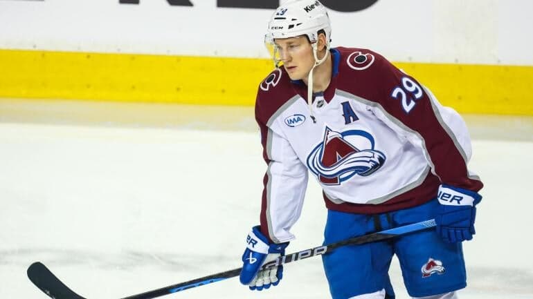 nathan-mackinnon-colorado-avalanche