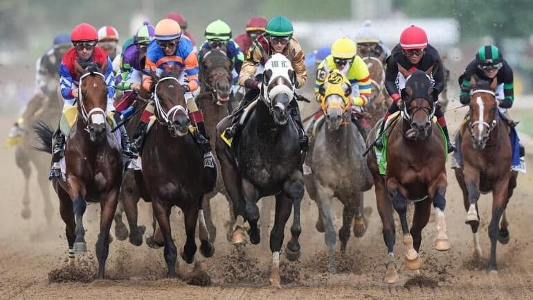 kentucky-derby-horse-racing